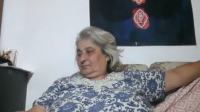 ExquisiteMature webcam