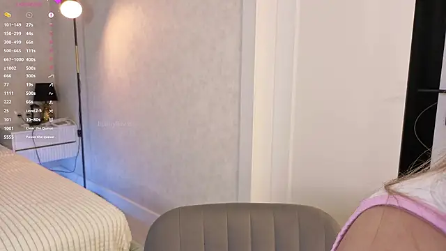 bonnyfloweer live cam on StripChat