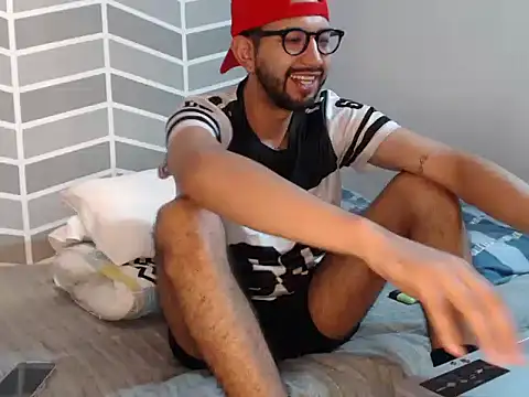 thomass1018 webcam