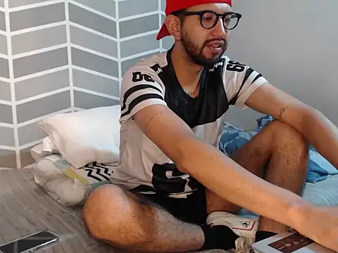 thomass1018 webcam