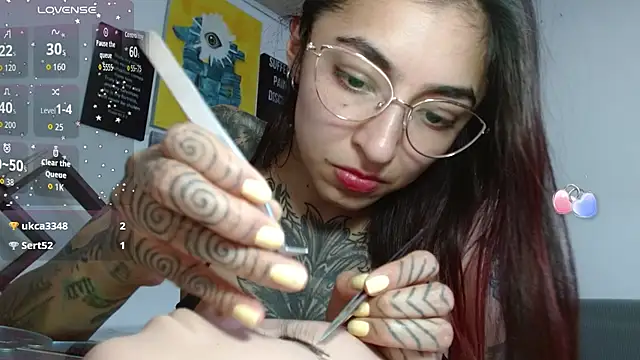 ZoeBakers_ webcam