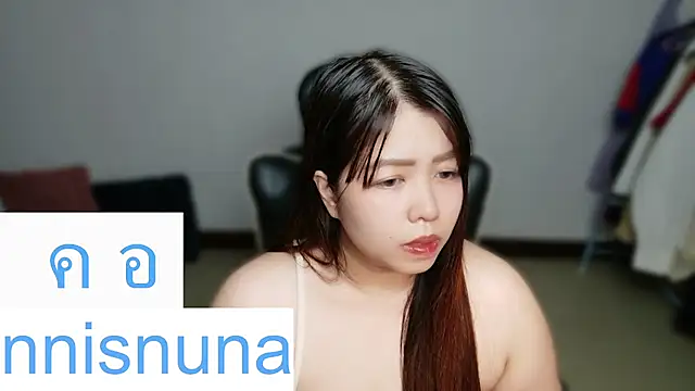 nunanunanuna live cam on StripChat