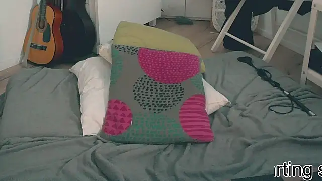 CeriseLapine webcam