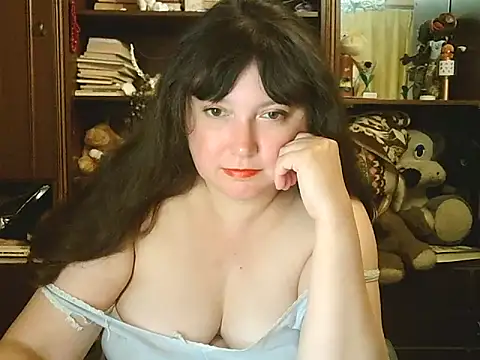 CarrieQPeach webcam