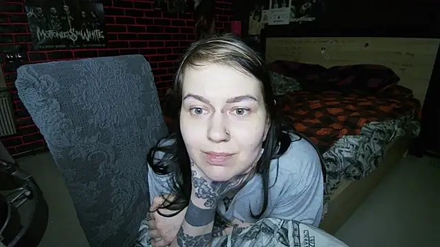 MessalinaOfficial webcam