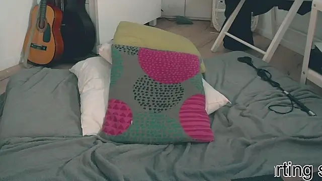 CeriseLapine webcam