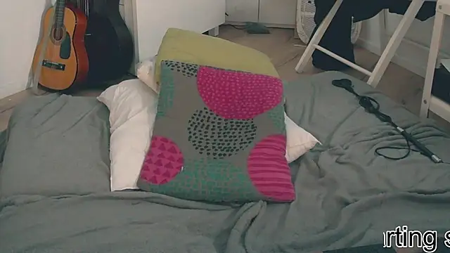 CeriseLapine webcam