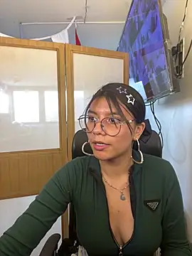 Chantal_Evans7_ webcam