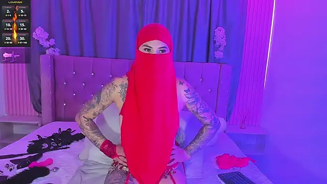 Nayla-Mouna webcam