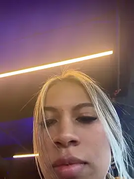 Mia_Rosee1 webcam