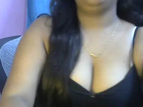 QUEEN-OF-QUEEN webcam