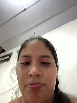 moncerrat_luna webcam