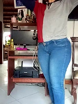 AfroditaX23 webcam