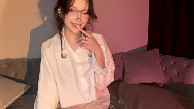 yanashowsy webcam