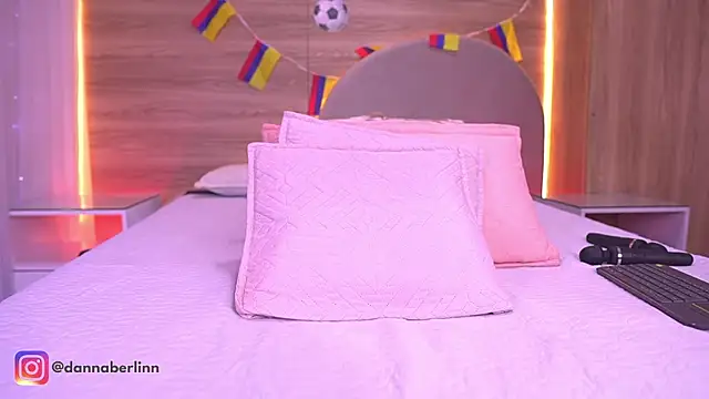 danna_berlin_ webcam