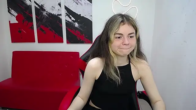 TinaRedly webcam
