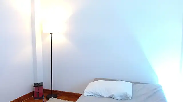 Elle_Lee_ webcam