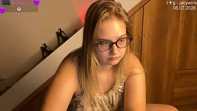 JacyWinslat webcam