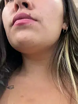 LIZ-06_ webcam