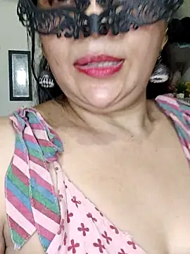 BhabhiPooja69 webcam