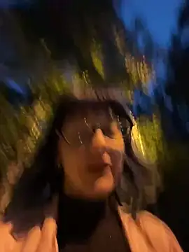 Only_April webcam