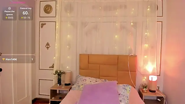 cris_milk webcam
