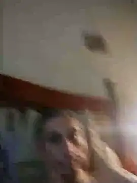 alejandro83bsf (Ask my age) - Paja y leche en vivo