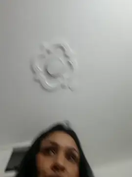 mell0102 webcam