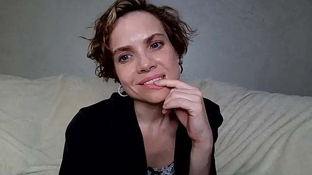 NatalieMoses webcam