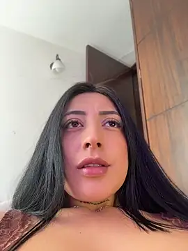 keilelewis webcam