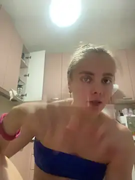 AlisaKissss webcam