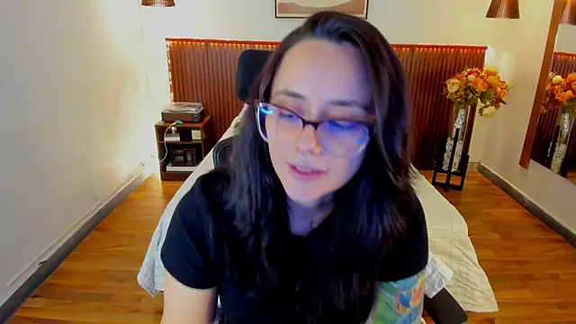 KatherineBond webcam