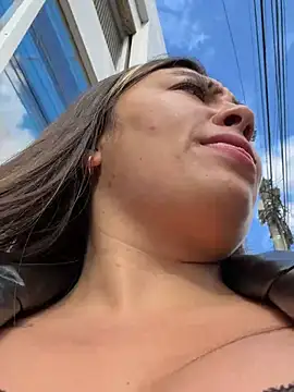 LIZ-06_ webcam