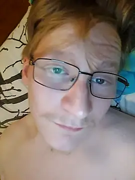 Arttuforyounakedboy webcam
