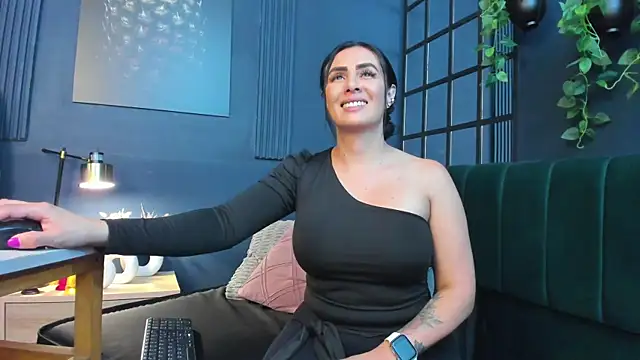 scarlet_edwars webcam