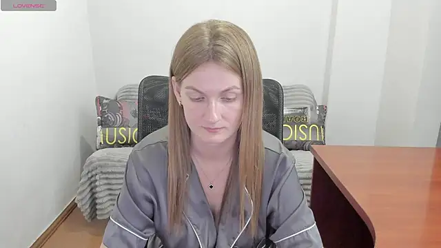 Alisha_Skyes webcam