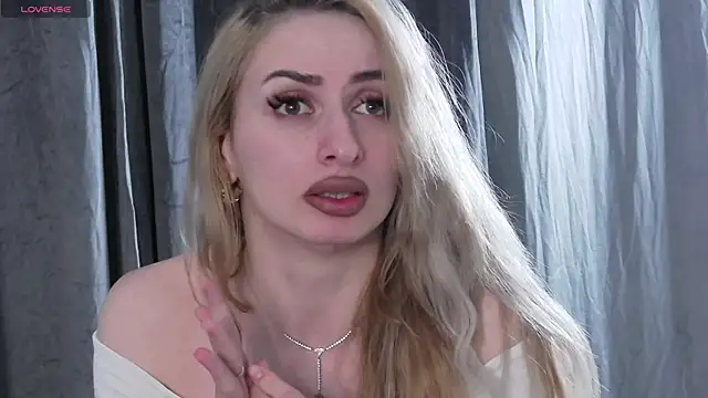 AuraPure webcam