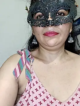 BhabhiPooja69 webcam