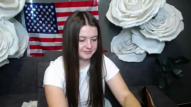 MavkaCute webcam