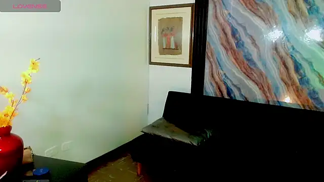 katha_Crawford webcam