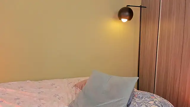 Fluffygarden webcam