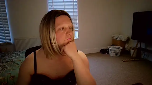 itsallfantasy webcam