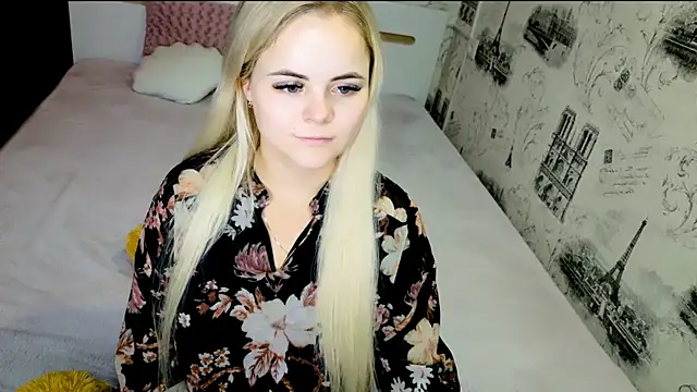 lovely-eyes webcam