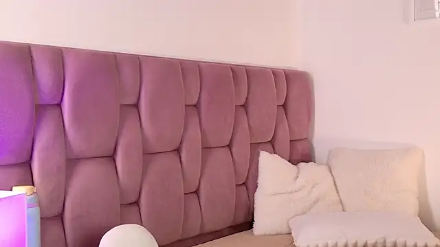 SophiaKarson webcam