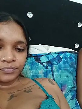 Indianqueen03 webcam