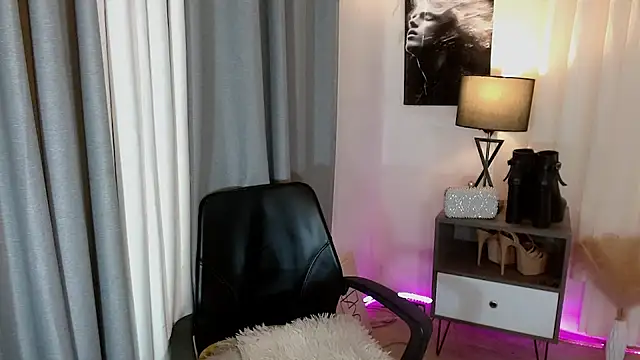 FuckingDolls69 webcam
