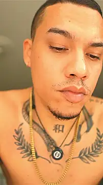 AlphaMasterXxx webcam