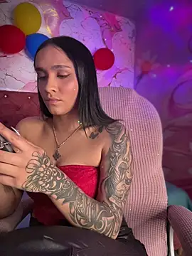 Isabella-Teen webcam