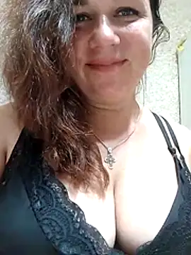 Susan8421 webcam