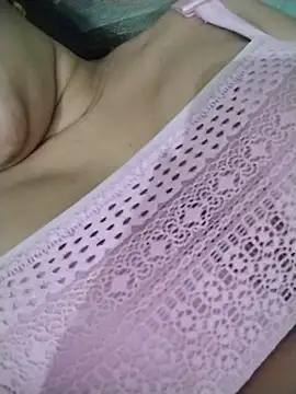 Fathema100 webcam